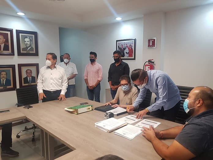 0f8d16bc-4511-4009-b0b6-f3996cf52e3a