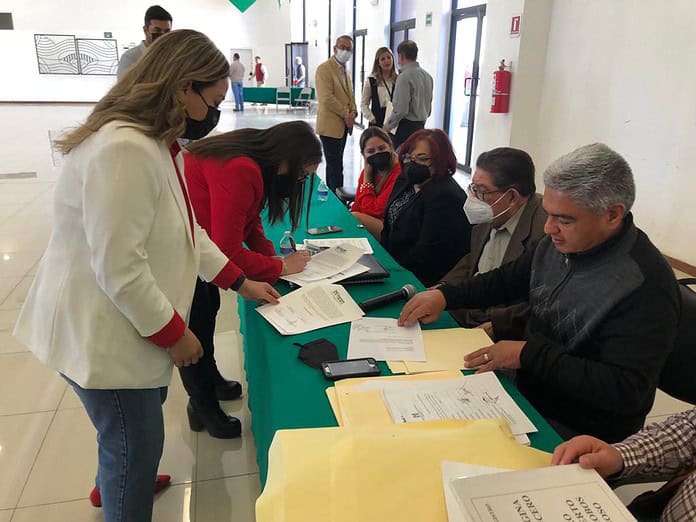 7F23C985-6670-43C4-B353-91966B6B3163